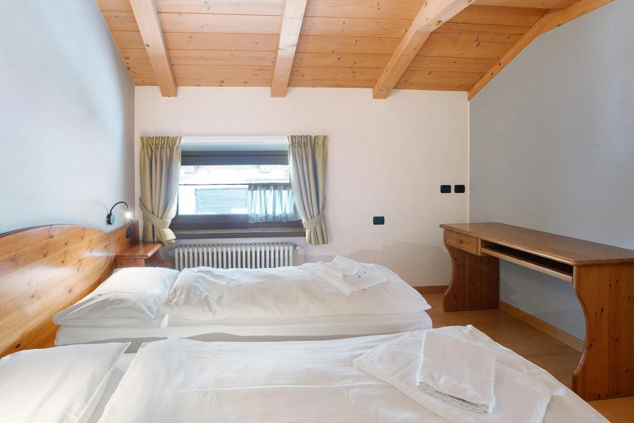 Chalet Anna Botton D'Oro Livigno Exterior foto