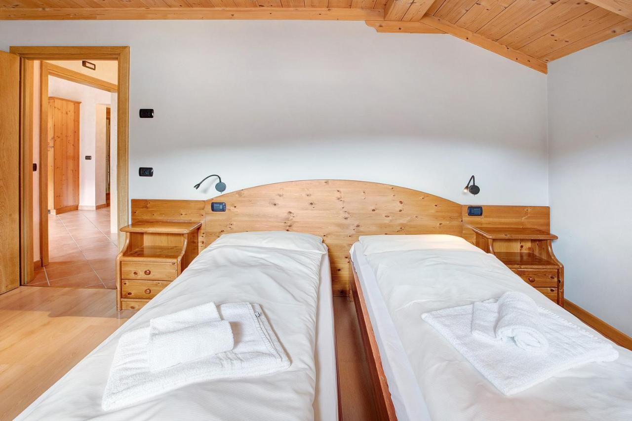 Chalet Anna Botton D'Oro Livigno Exterior foto